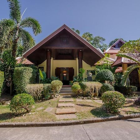 Solas Pool Villa In Nai Harn Rawai Exterior photo